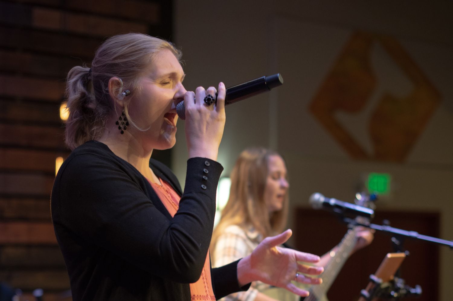 Vida Church watch online banner